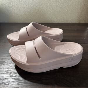 OOFOS OOmega Ooahh Women's Size: 7 Blush Pink Sandal Slide Shoe Recovery